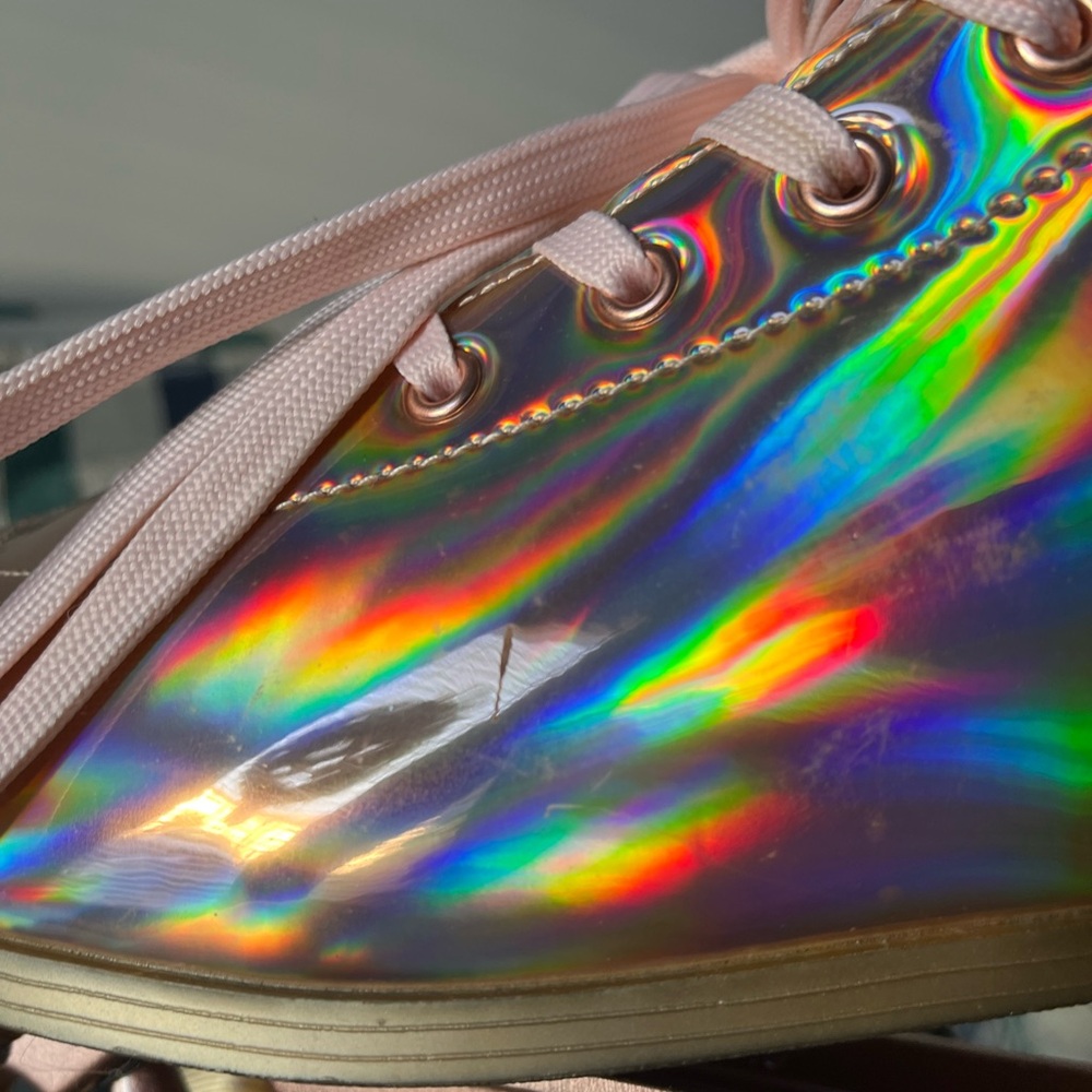 NWOT holographic rose gold/pink impala roller skates - Picture 7 of 9